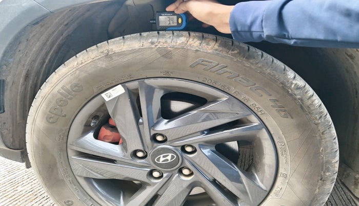 2023 Hyundai Creta S PLUS KNIGHT 1.5 PETROL, Petrol, Manual, 18,387 km, tyre