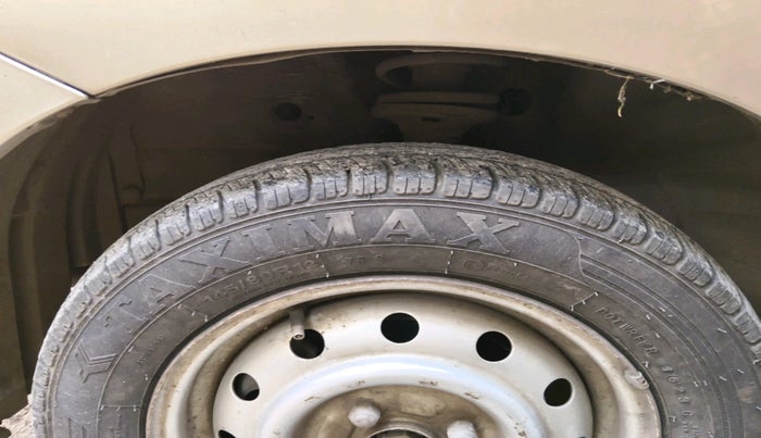 2013 Maruti Wagon R 1.0 LXI CNG, Petrol, Manual, 1,04,657 km, tyre