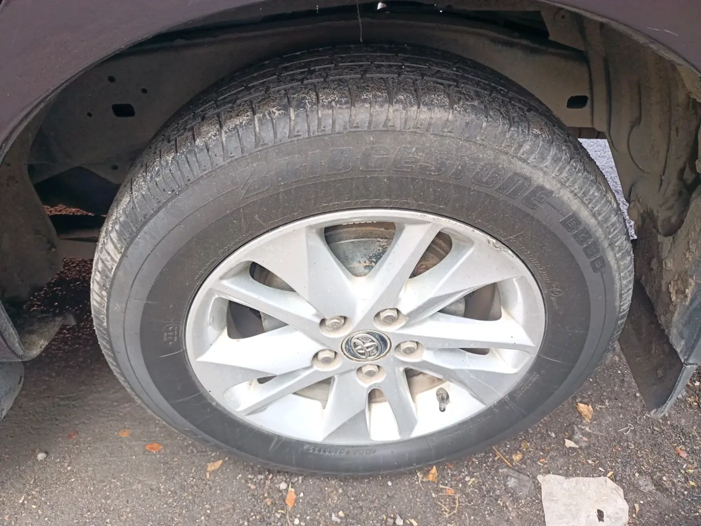 2018 Toyota Innova Crysta 2.8 GX AT 8 STR, Diesel, Automatic, 91,646 km, tyre