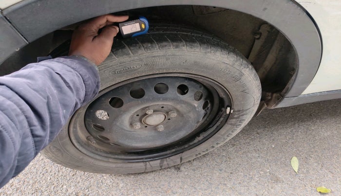 2018 Tata NEXON XT DIESEL, Diesel, Manual, 1,04,973 km, tyre