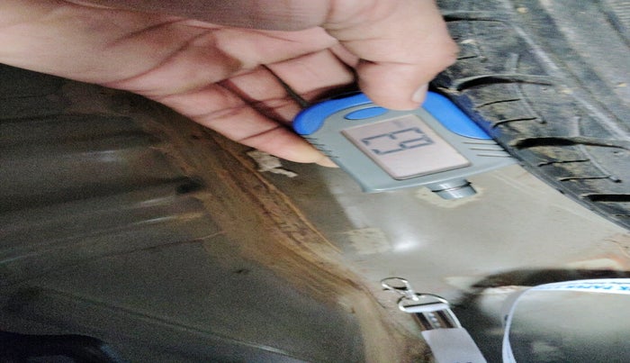 2016 Maruti Ciaz ZDI+ SHVS, Diesel, Manual, 1,42,371 km, tyre