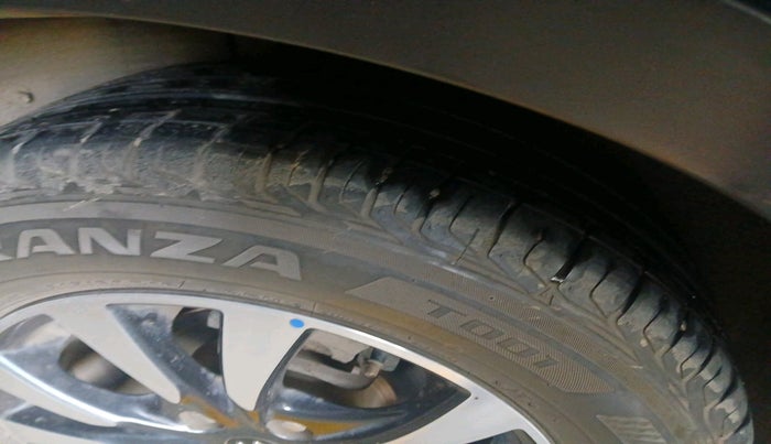 2018 Maruti S Cross ZETA 1.3, Diesel, Manual, 85,854 km, tyre