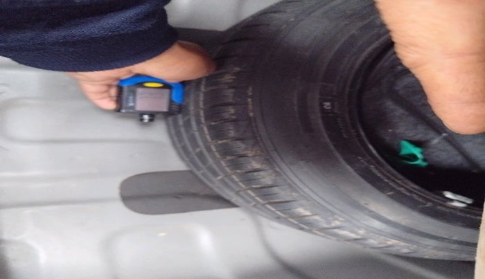 2022 Hyundai AURA S 1.2 CNG, Petrol, Manual, 61,814 km, tyre