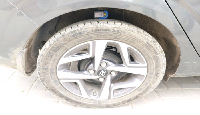 2022 Hyundai AURA S 1.2 CNG, Petrol, Manual, 61,814 km, tyre