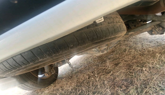 2021 Toyota Innova Crysta 2.4 VX 7 STR, Diesel, Manual, 1,05,899 km, tyre