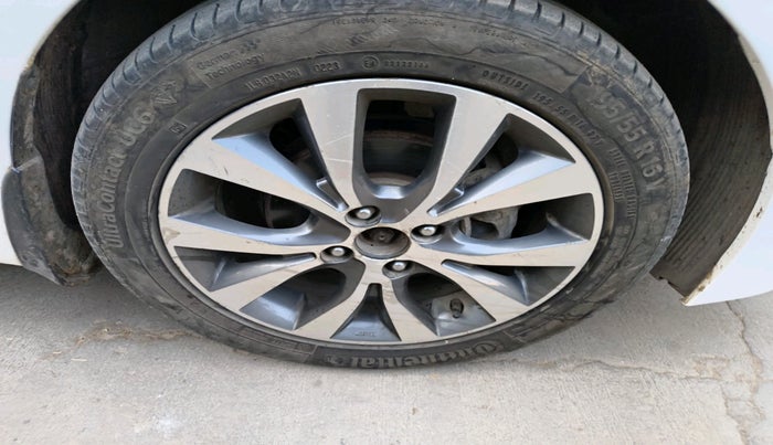 2017 Hyundai Verna 1.6 CRDI SX, Diesel, Manual, 70,971 km, tyre