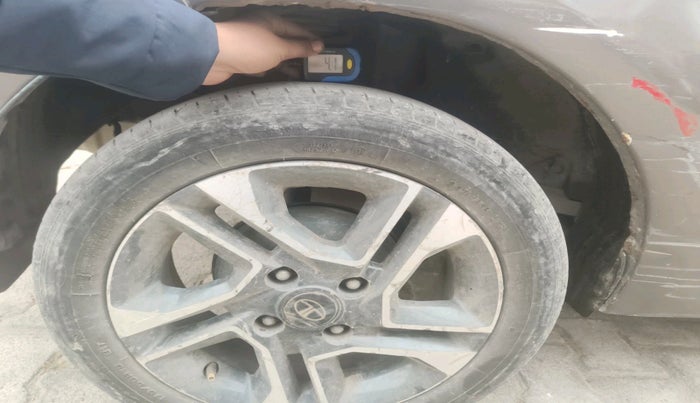 2017 Tata TIGOR XZ (O) PETROL, Petrol, Manual, 91,288 km, tyre