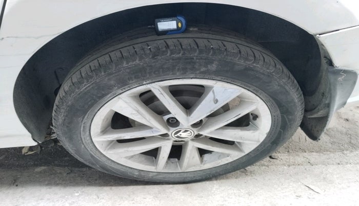 2018 Skoda Rapid STYLE 1.5 TDI, Diesel, Manual, 2,38,612 km, tyre