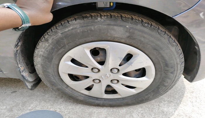 2011 Hyundai i10 SPORTZ 1.2, Petrol, Manual, 85,620 km, tyre