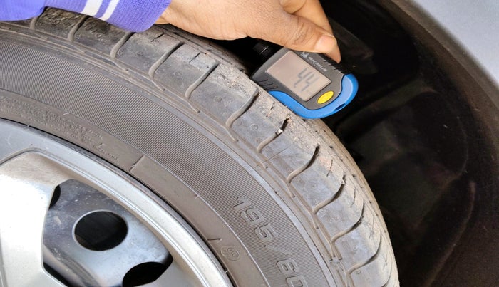 2022 Tata NEXON XM PETROL, Petrol, Manual, 20,473 km, tyre