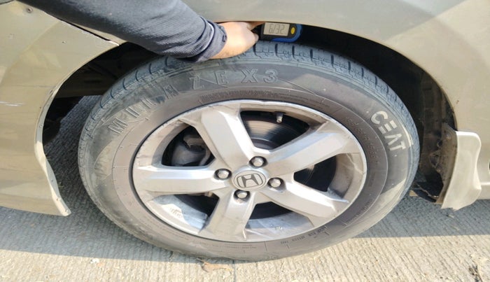 2011 Honda City 1.5L I-VTEC V MT, Petrol, Manual, 1,14,154 km, tyre