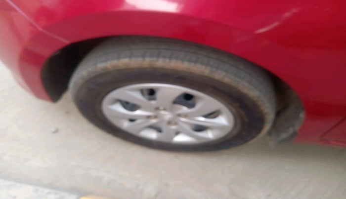 2016 Hyundai Elite i20 SPORTZ 1.4 CRDI, Diesel, Manual, 1,14,690 km, tyre