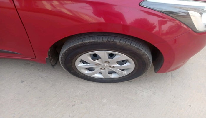 2016 Hyundai Elite i20 SPORTZ 1.4 CRDI, Diesel, Manual, 1,14,690 km, tyre