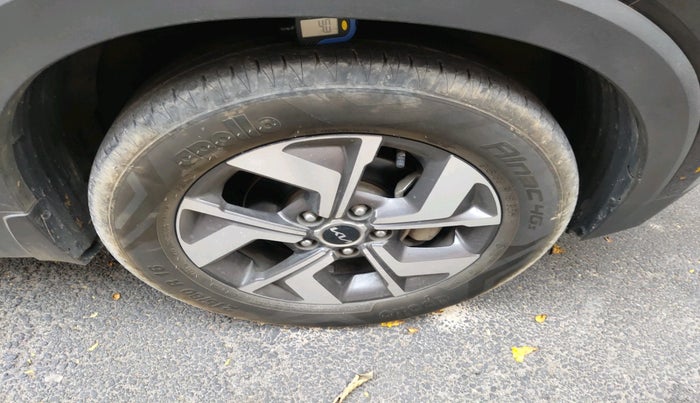 2022 KIA SONET HTX 1.5, Diesel, Manual, 40,932 km, tyre