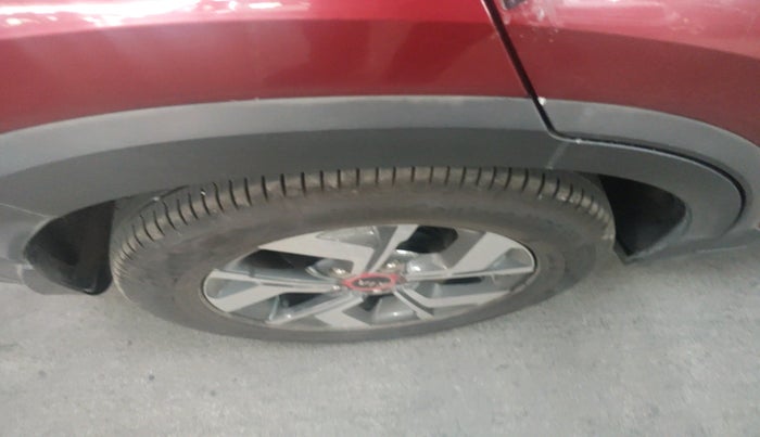 2020 KIA SONET GTX PLUS 1.5 AT, Diesel, Automatic, 56,738 km, tyre