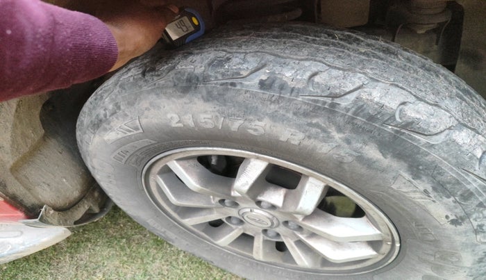 2017 Mahindra TUV300 T8, Diesel, Manual, 55,407 km, tyre