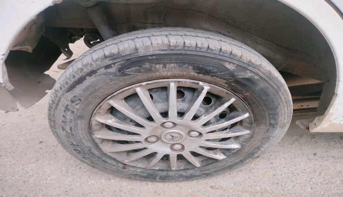 2011 Maruti Wagon R 1.0 LXI, Petrol, Manual, 60,996 km, tyre