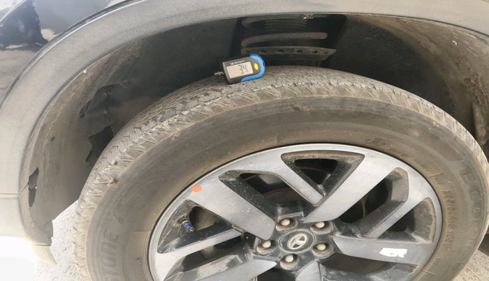 2022 Tata Safari XZA PLUS DARK EDITION, Diesel, Automatic, 44,942 km, tyre