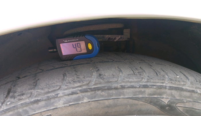 2018 Volkswagen Ameo HIGHLINE PLUS 1.0L 16 ALLOY, Petrol, Manual, 28,729 km, tyre