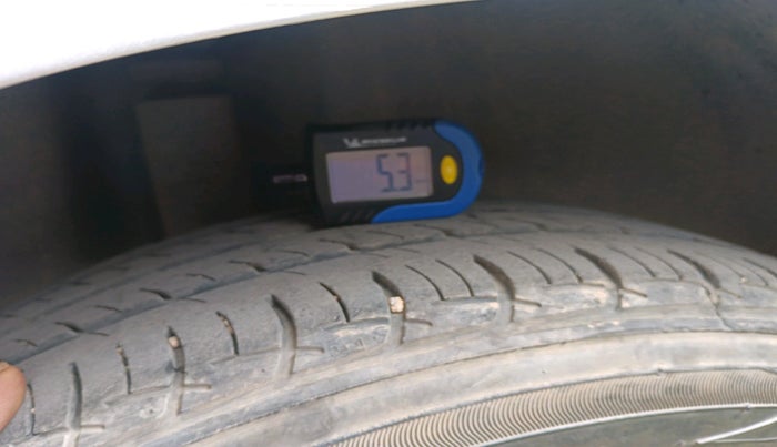 2018 Volkswagen Ameo HIGHLINE PLUS 1.0L 16 ALLOY, Petrol, Manual, 28,729 km, tyre