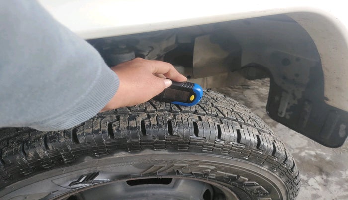 2020 Mahindra Bolero POWER PLUS SLE, Diesel, Manual, 1,17,982 km, tyre