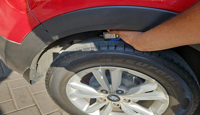 2015 Hyundai Creta SX PLUS AT 1.6 DIESEL, Diesel, Automatic, 1,17,072 km, tyre