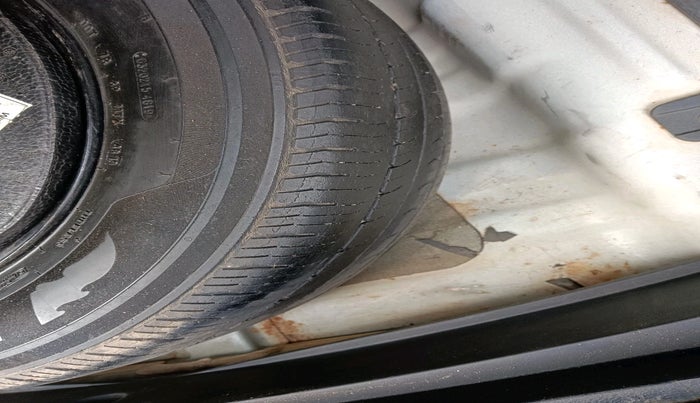 2018 Hyundai Creta S PLUS 1.4 DIESEL, Diesel, Manual, 2,28,363 km, tyre