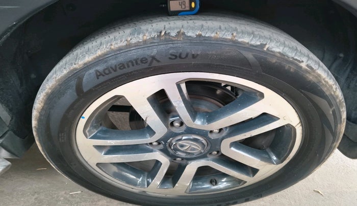 2017 Tata Hexa XT 4X2 7 STR, Diesel, Manual, 2,15,222 km, tyre