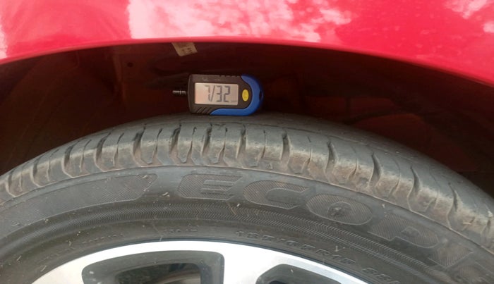 2025 Maruti Swift ZXi Plus, Petrol, Manual, 14,058 km, tyre