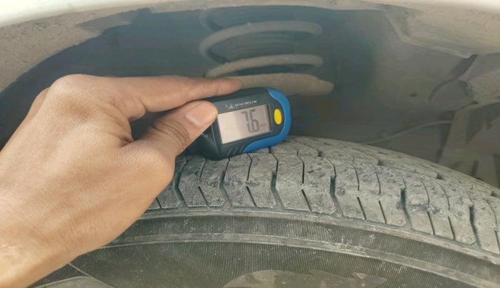 2015 Maruti Swift Dzire VDI, Diesel, Manual, 1,09,225 km, tyre