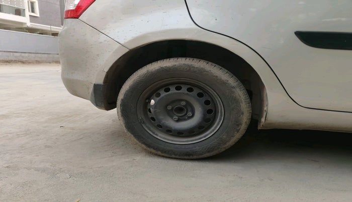 2015 Maruti Swift Dzire VDI, Diesel, Manual, 1,09,225 km, tyre