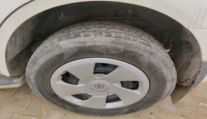 2018 Mahindra XUV500 W4, Diesel, Manual, 86,955 km, tyre