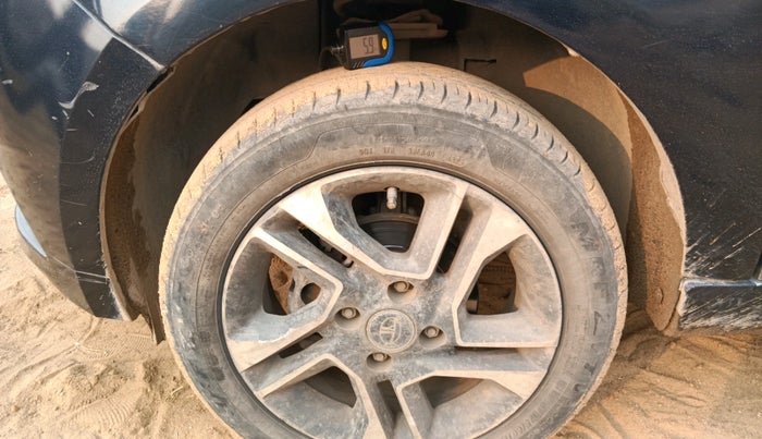 2019 Tata TIGOR XZ PETROL, Petrol, Manual, 57,732 km, tyre