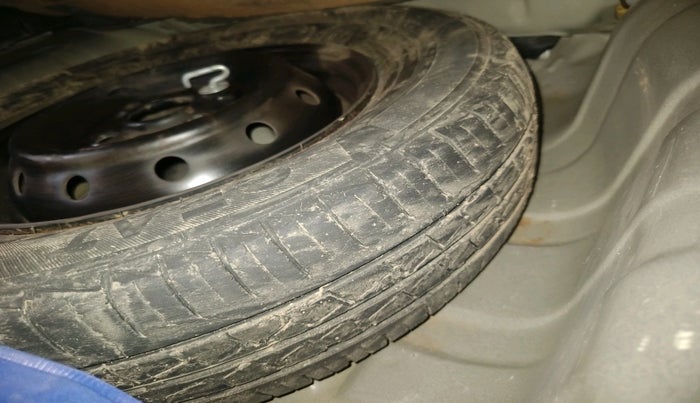 2022 Maruti Alto VXI, Petrol, Manual, 37,227 km, tyre