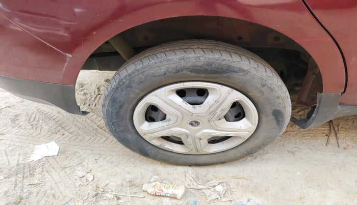 2018 Mahindra MARAZZO M4 7 STR, Diesel, Manual, 1,09,492 km, tyre