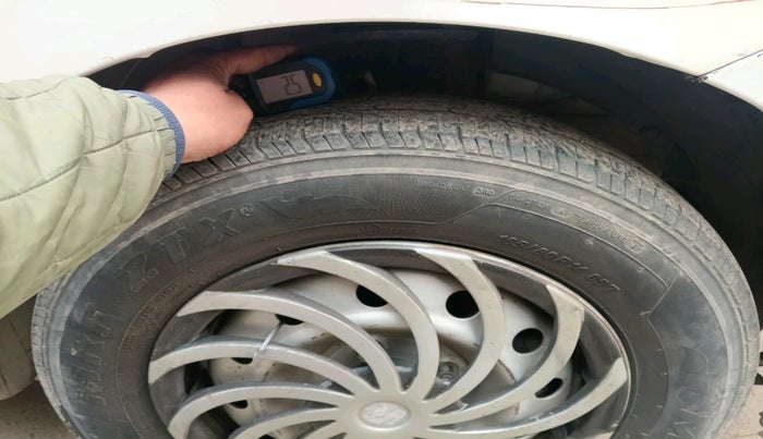 2021 Maruti Dzire LXI, Petrol, Manual, 1,33,061 km, tyre