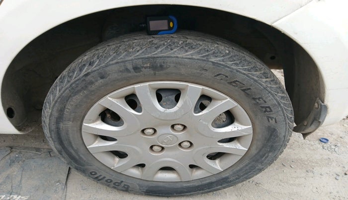 2011 Hyundai i20 MAGNA 1.2, Petrol, Manual, 1,09,563 km, tyre