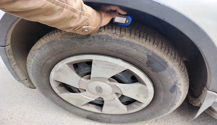 2017 Mahindra XUV500 W6 1.99, Diesel, Manual, 44,000 km, tyre