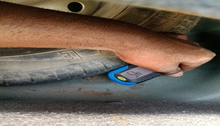 2011 Maruti Alto LXI, Petrol, Manual, 88,527 km, tyre