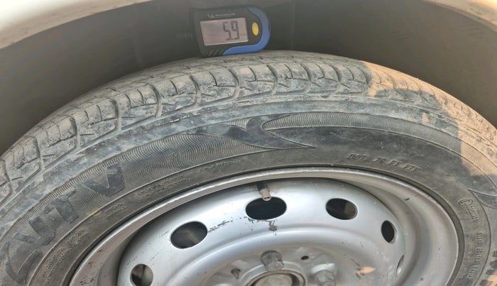 2013 Tata Indigo ECS VX CR4, Diesel, Manual, 1,20,419 km, tyre