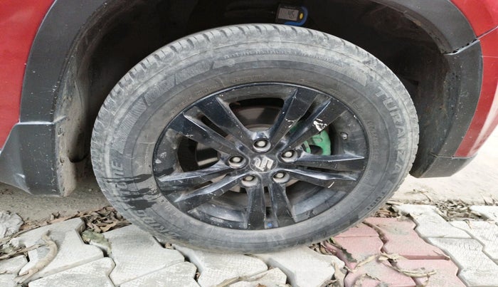 2018 Maruti Vitara Brezza ZDI PLUS DUAL TONE, Diesel, Manual, 88,546 km, tyre