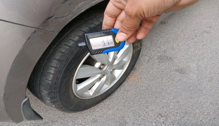 2013 Hyundai i20 SPORTZ 1.2, Petrol, Manual, 43,849 km, tyre