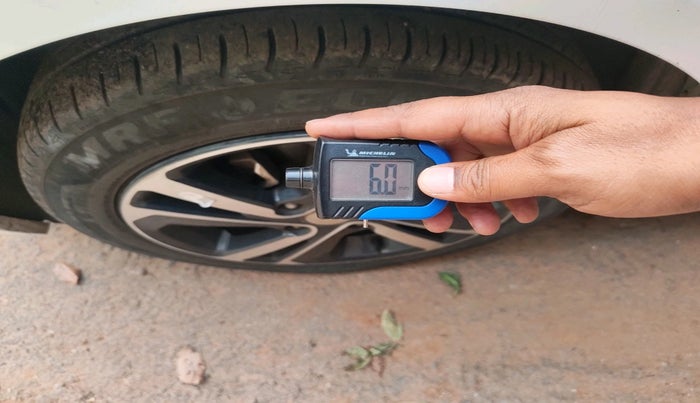 2024 Tata ALTROZ XZA + SUNROOF, Petrol, Automatic, 15,106 km, tyre