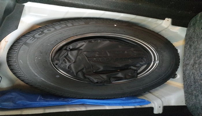 2024 Tata ALTROZ XZA + SUNROOF, Petrol, Automatic, 15,106 km, tyre