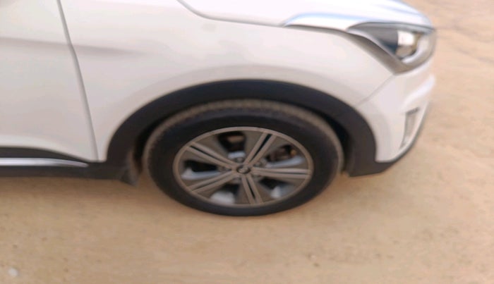 2017 Hyundai Creta SX PLUS AT 1.6 DIESEL, Diesel, Automatic, 1,34,370 km, tyre