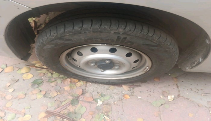 2014 Maruti Wagon R 1.0 LXI, Petrol, Manual, 42,375 km, tyre