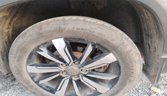 2020 MG HECTOR SHARP 2.0 DIESEL, Diesel, Manual, 1,22,632 km, tyre