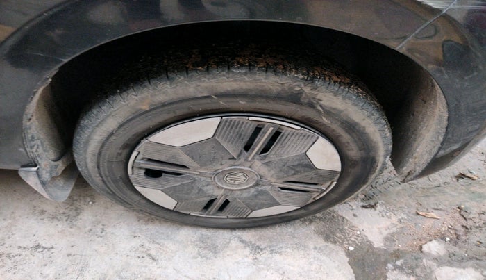 2023 MG COMET PLAY, Electric, Automatic, 51,530 km, tyre