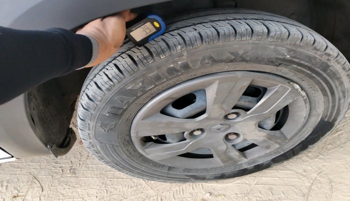 2017 Renault Kwid RXL 1.0, Petrol, Manual, 64,189 km, tyre