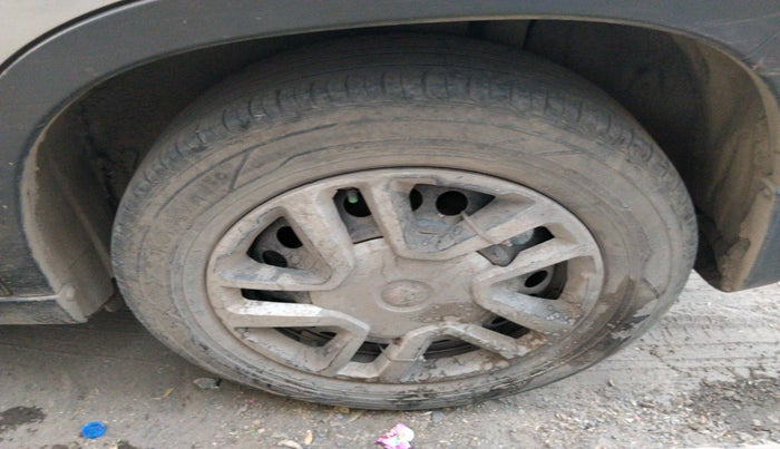 2016 Maruti Vitara Brezza VDI, Diesel, Manual, 79,647 km, tyre